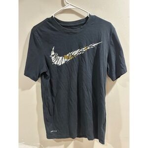 Nike Mens Dri-FIT Black Graphic Swoosh T-Shirt Athletic Cut Small